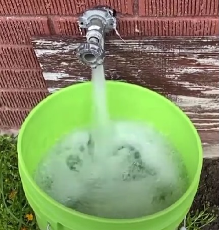 Water bucket measurement demonstration for GPM calculation